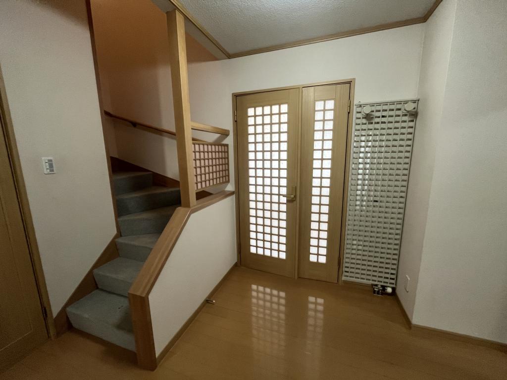 緑ヶ丘５丁目３５番　戸建て 内観