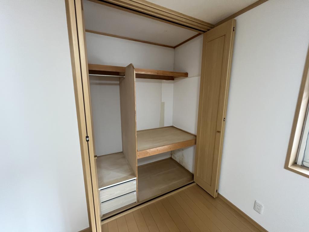 緑ヶ丘５丁目３５番　戸建て 内観