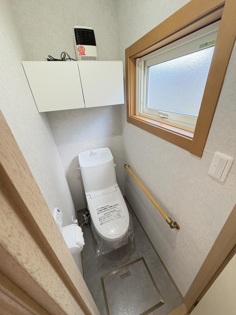 緑ヶ丘３丁目４２番　戸建て 内観