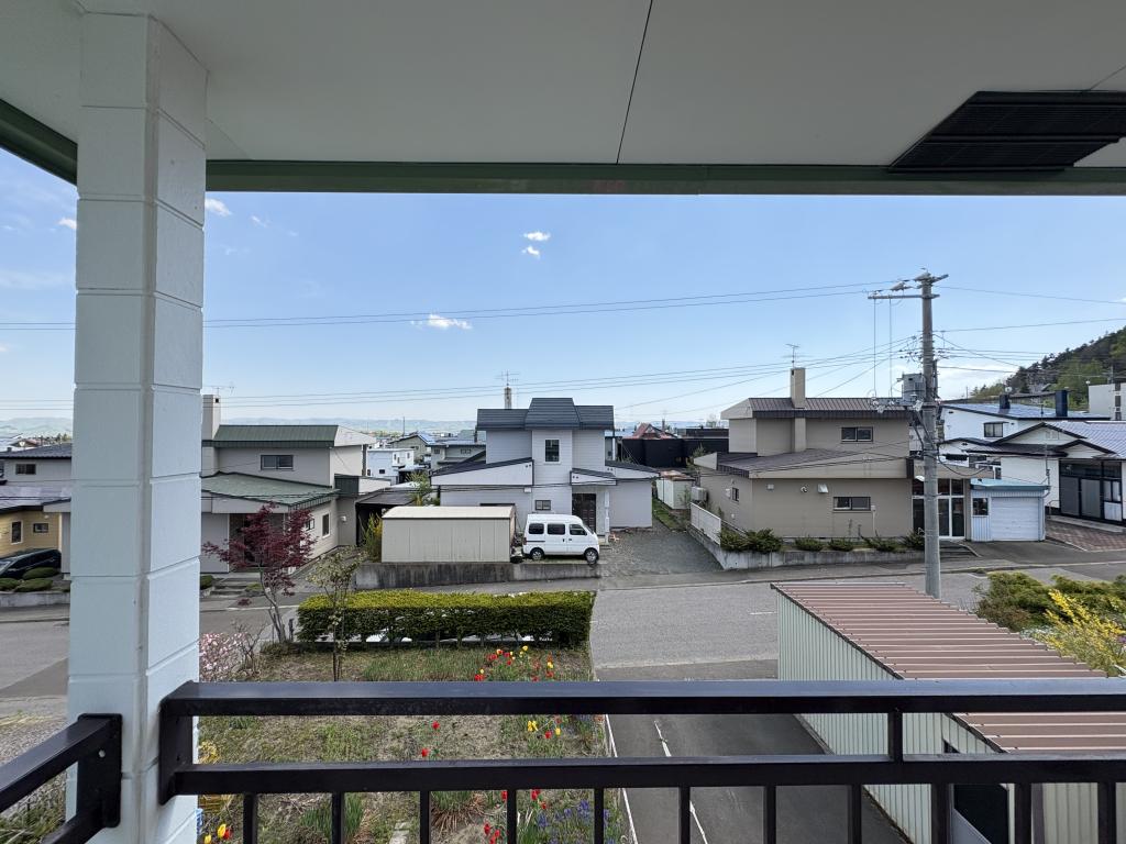 緑ヶ丘３丁目４２番　戸建て 内観