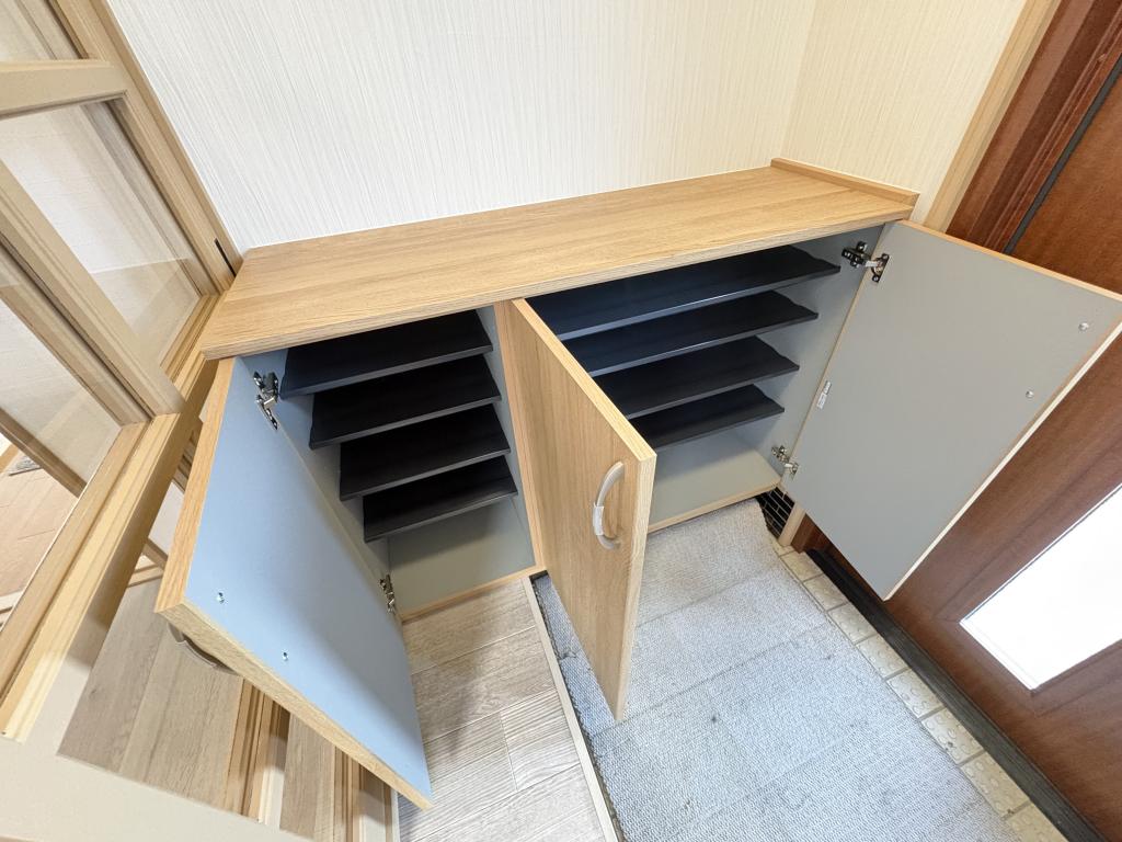 緑ヶ丘３丁目４２番　戸建て 内観