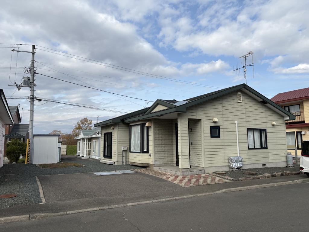 川東２１番　戸建て