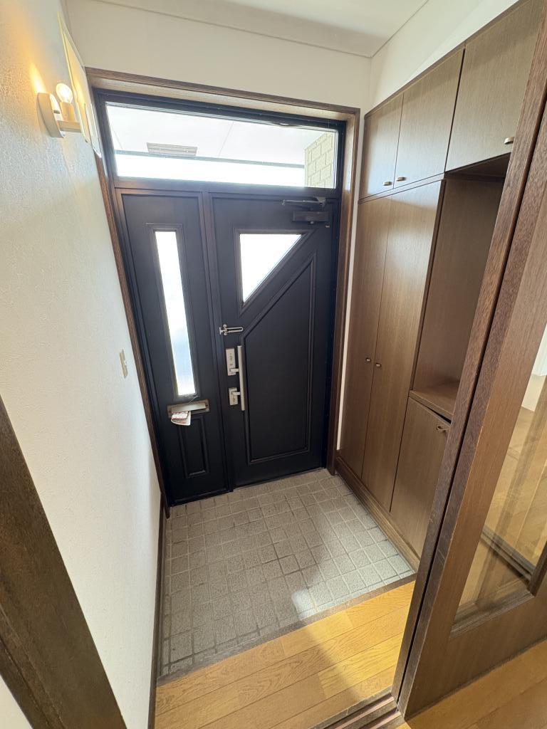 川東２１番　戸建て 内観