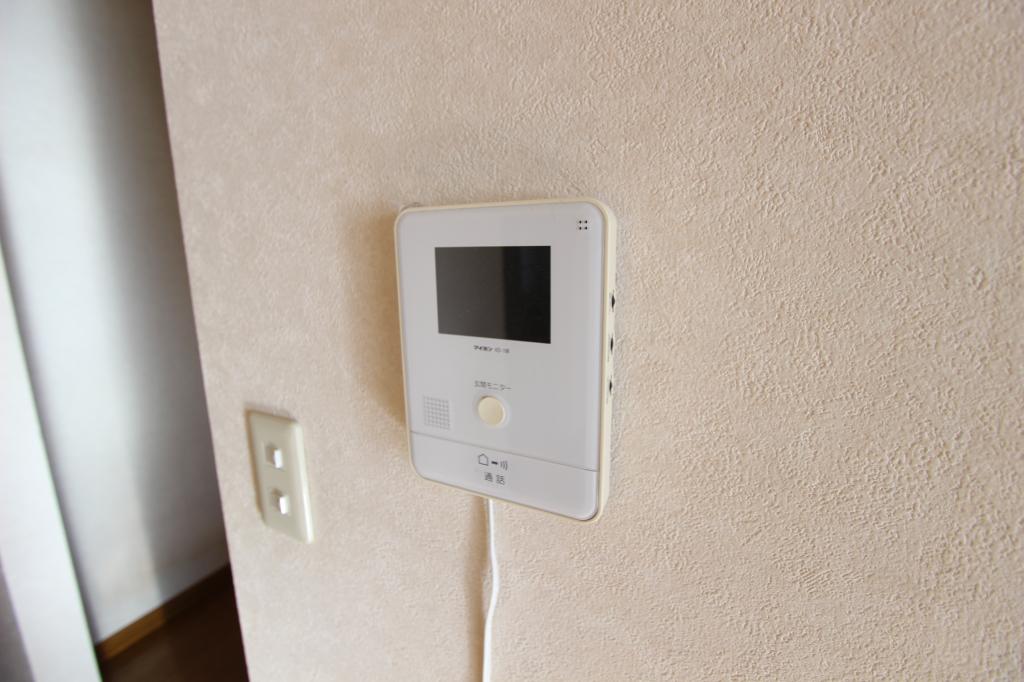 新生町７７番　戸建て 内観