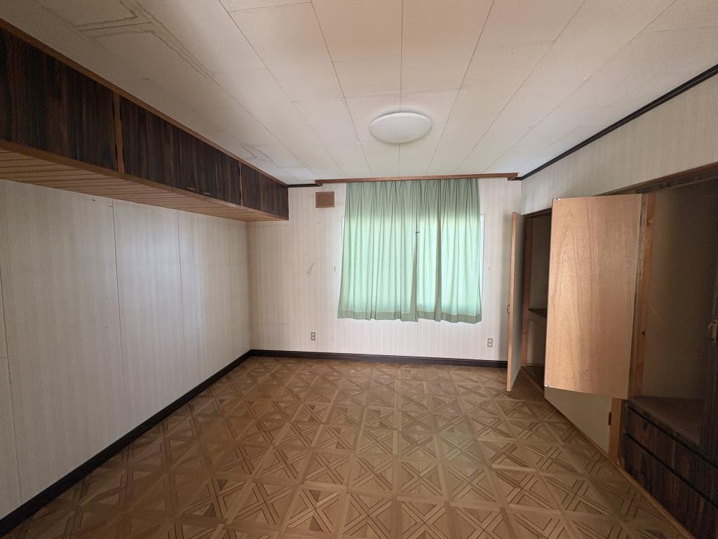 桜町３丁目２６番　戸建て 内観