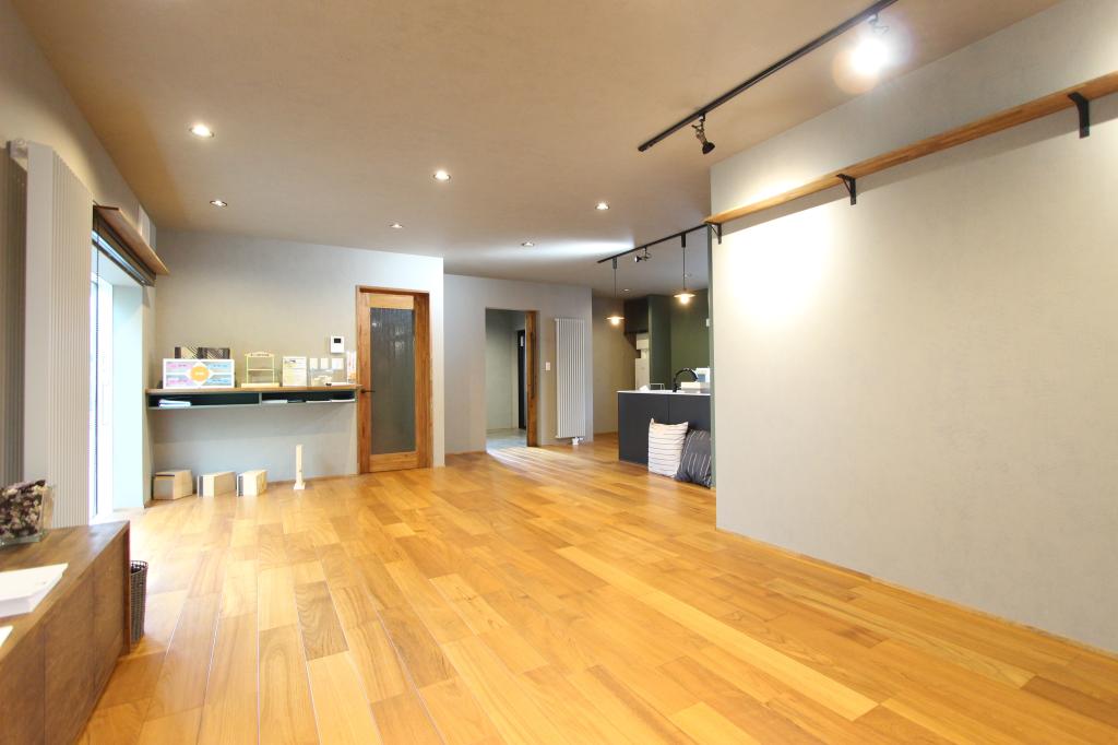 文京町６１４番　戸建て 内観