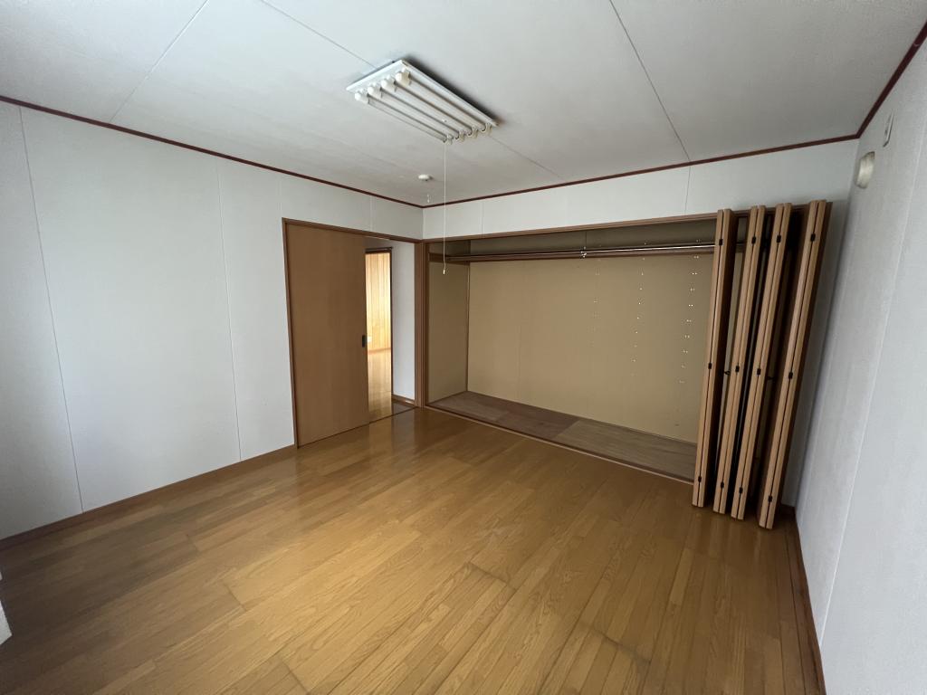 北光２７１番　戸建て 内観