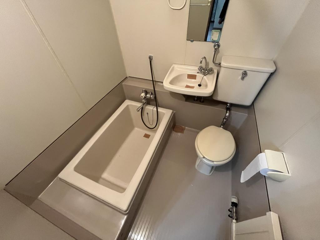 幸町５丁目４番　戸建て 内観