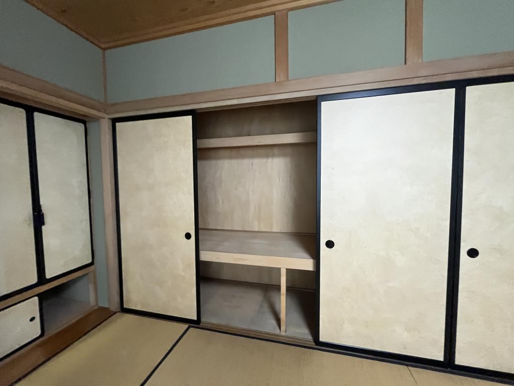 幸町５丁目４番　戸建て 内観