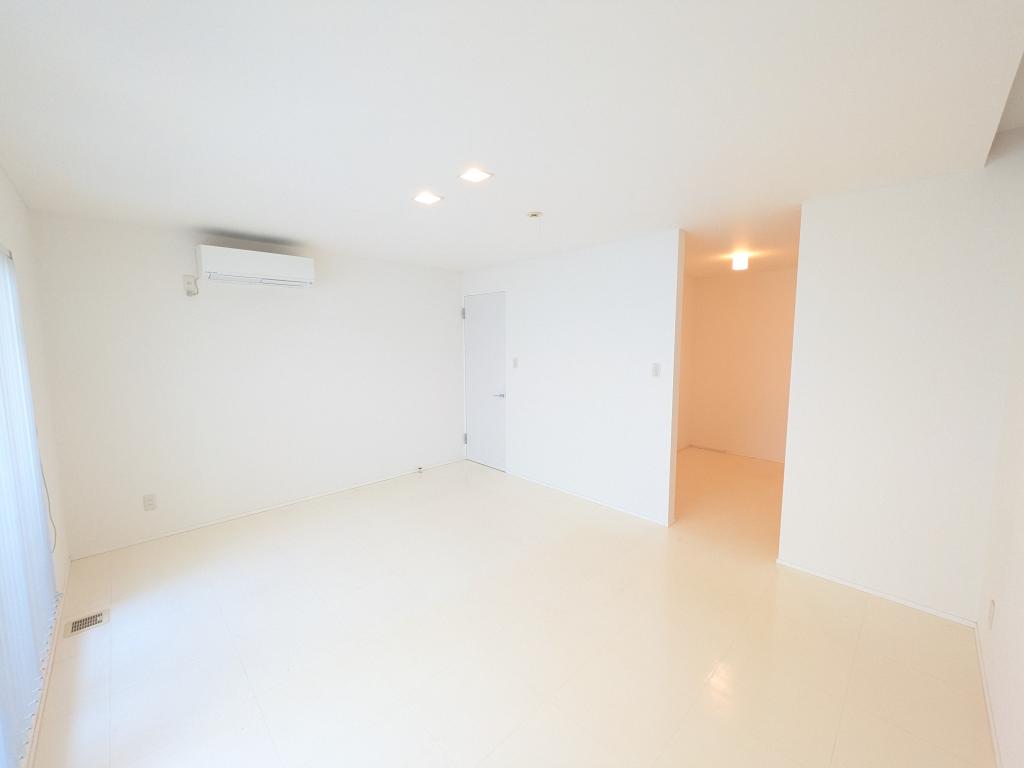 無加川町６３９番　戸建て 内観