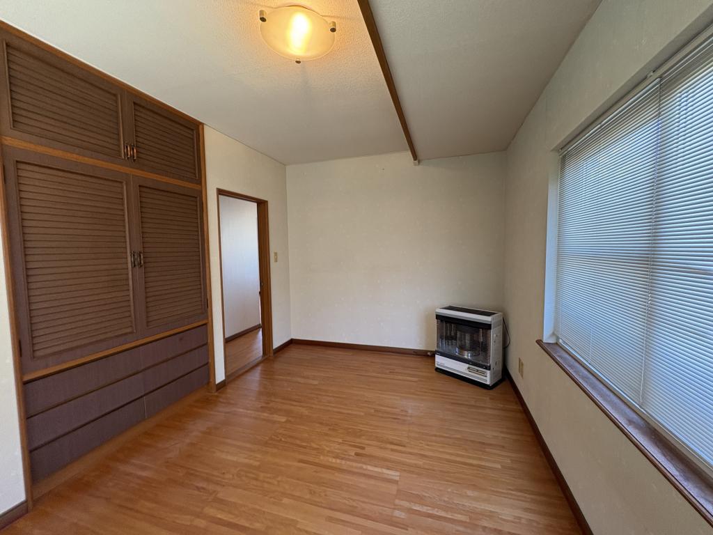 末広町３６８番　戸建て 内観