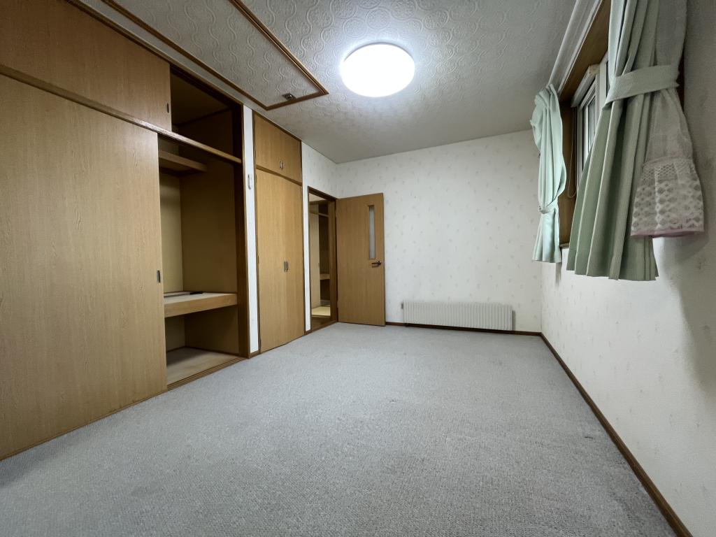 緑ヶ丘５丁目３１番　戸建て 内観
