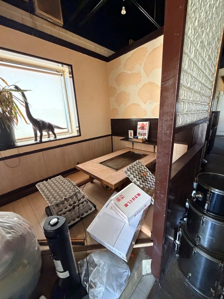 店舗　美山町西５丁目47番地42 内観