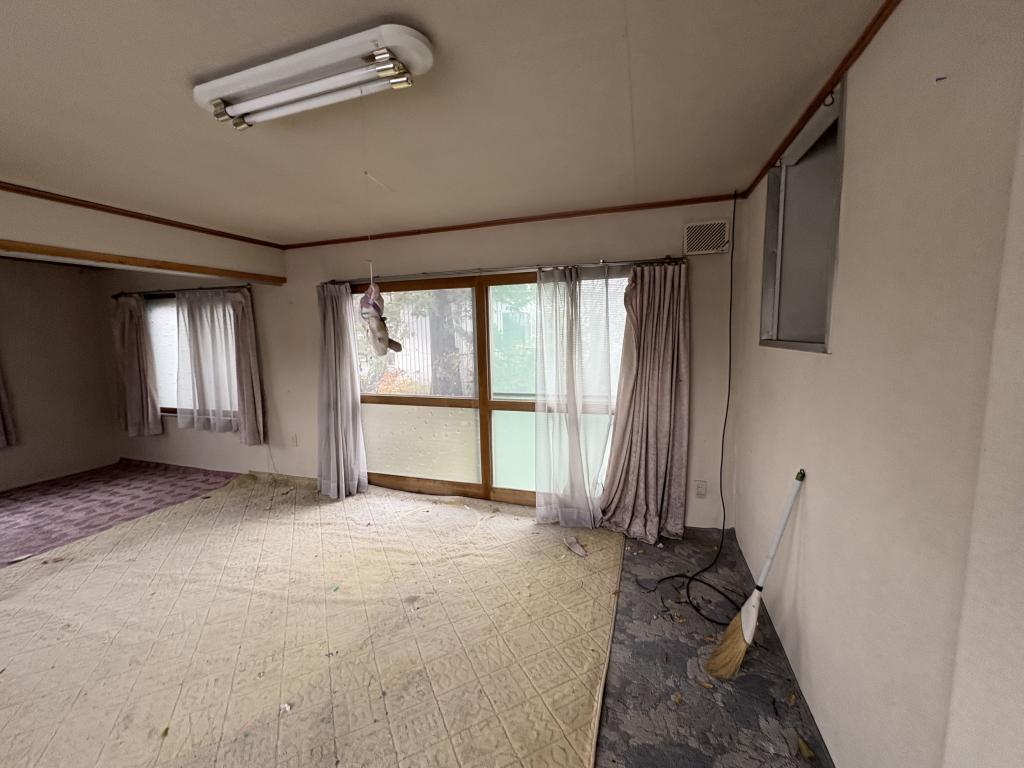 清月町８番　戸建て 内観