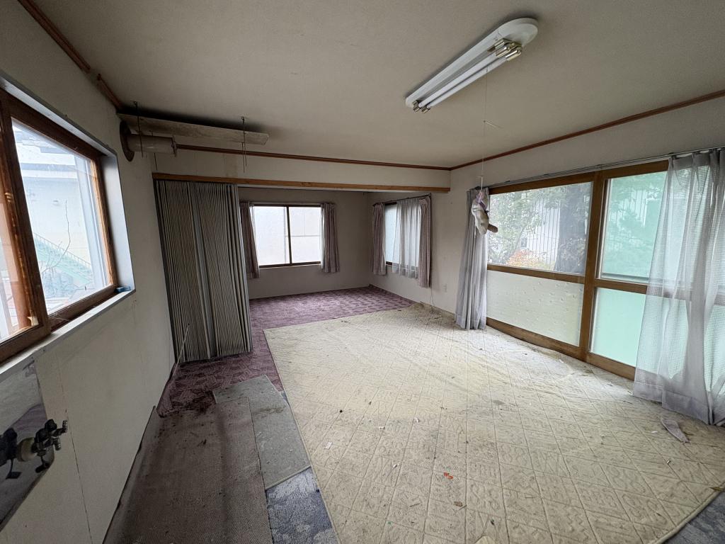 清月町８番　戸建て 内観