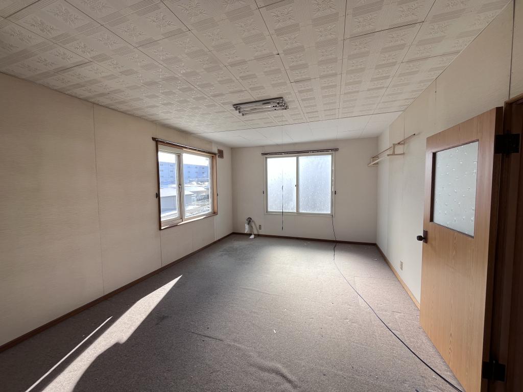 高栄西町３丁目１７８番　店舗付住居 内観