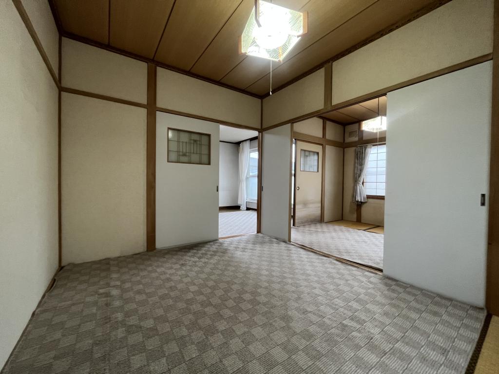 錦町１８０番　戸建て 内観