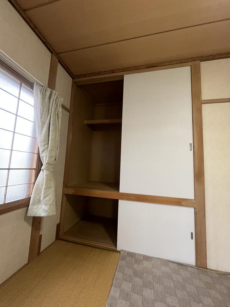 錦町１８０番　戸建て 内観