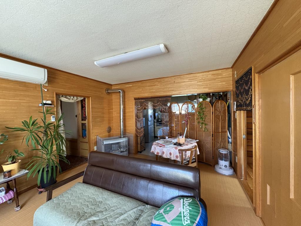 上ところ２９２番　戸建て 内観