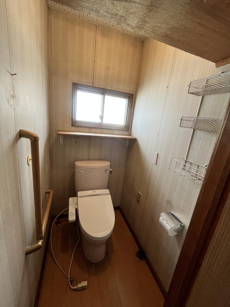 寿町４丁目４番　戸建て 内観