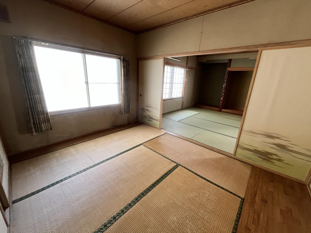 寿町４丁目４番　戸建て 内観