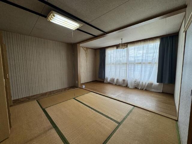 春光町２丁目１３９番　売家 内観