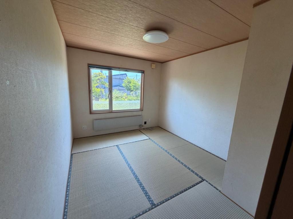 中古戸建　美芳町６丁目1番地11 内観