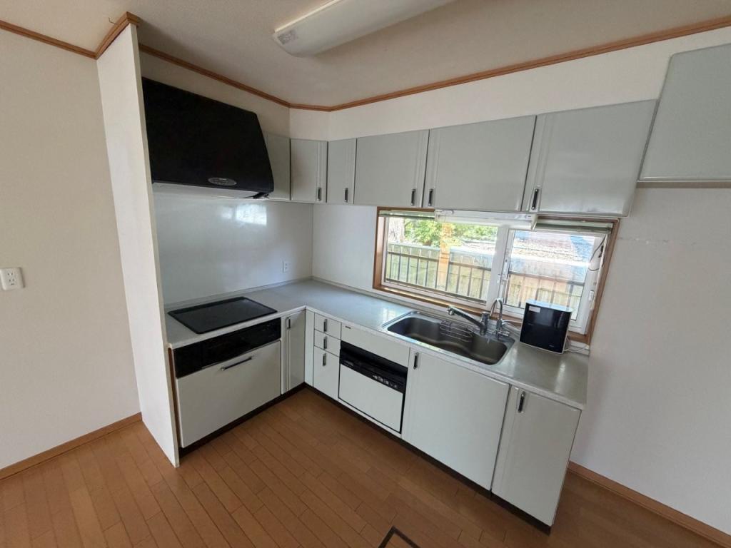 中古戸建　美芳町６丁目1番地11 内観