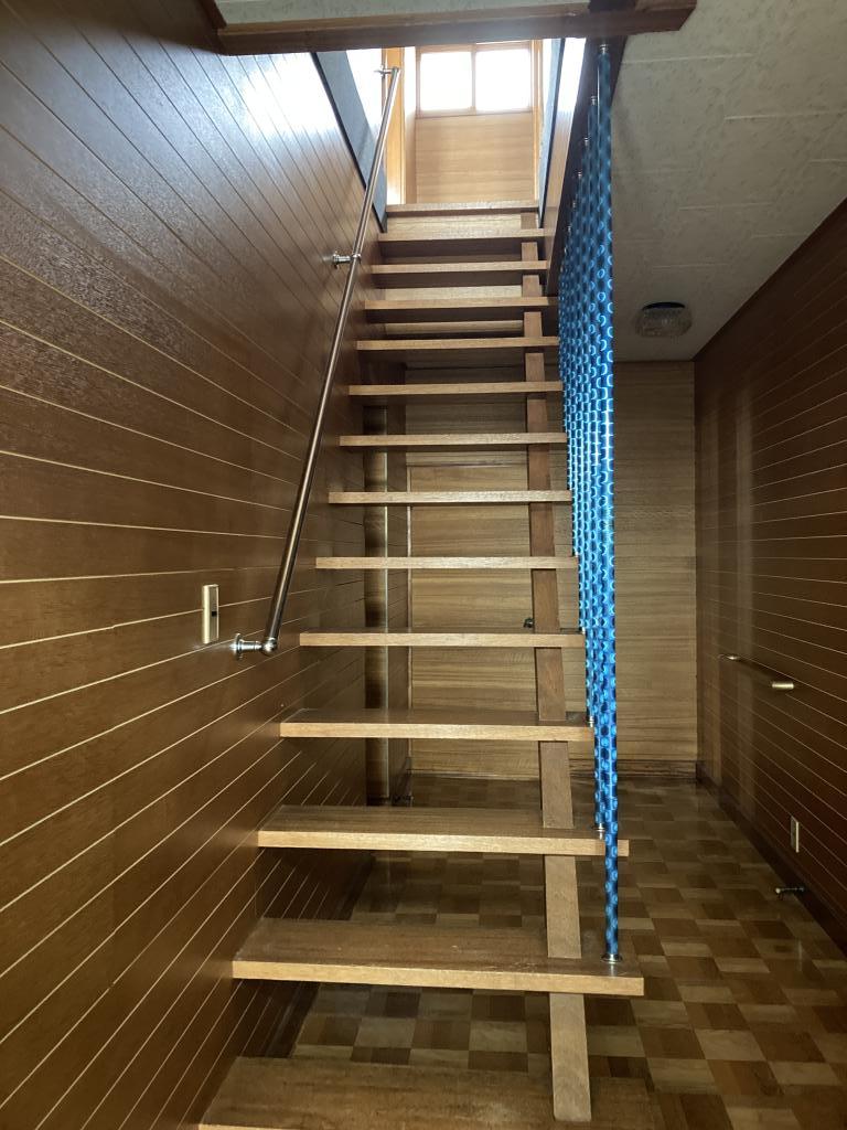 東三輪１丁目９１番　戸建て 内観