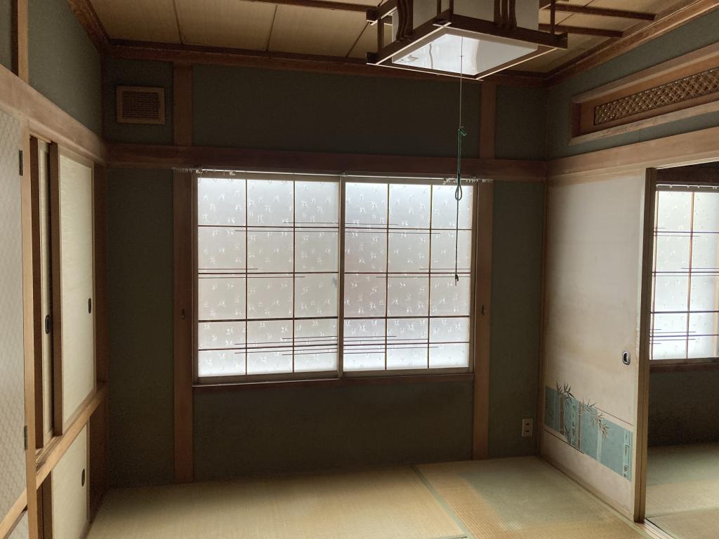 東三輪１丁目９１番　戸建て 内観