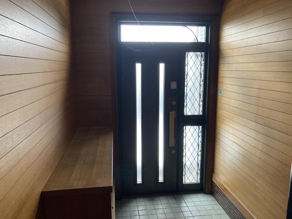 東三輪１丁目９１番　戸建て 内観