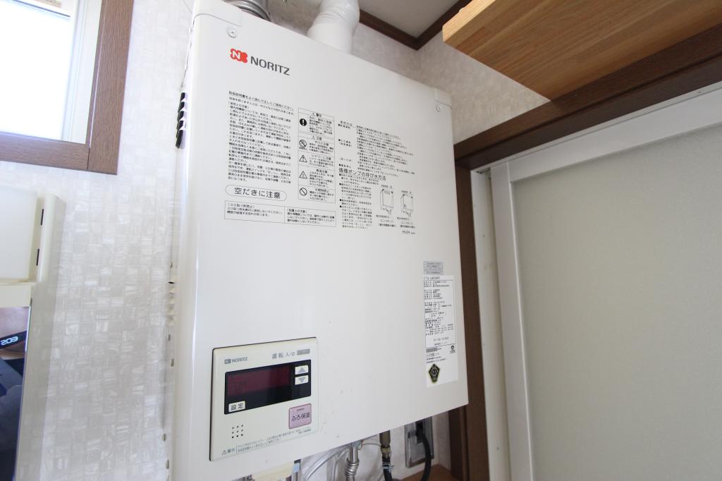 北進町１丁目２９番　戸建て 内観