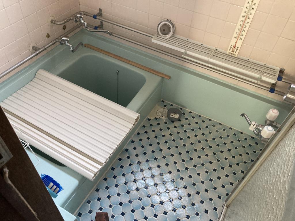 卸町２丁目１番　戸建て 内観