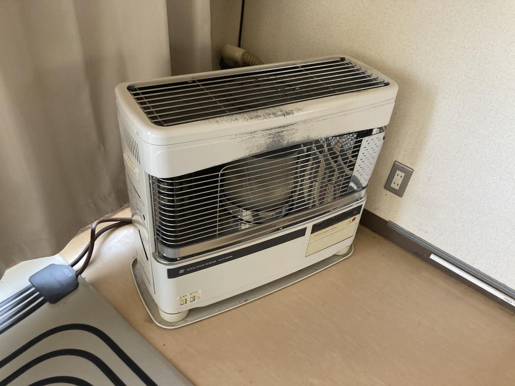 卸町２丁目１番　戸建て 内観