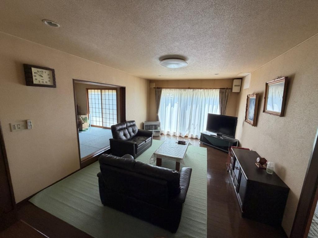中古戸建　緑町３丁目3番2号 内観
