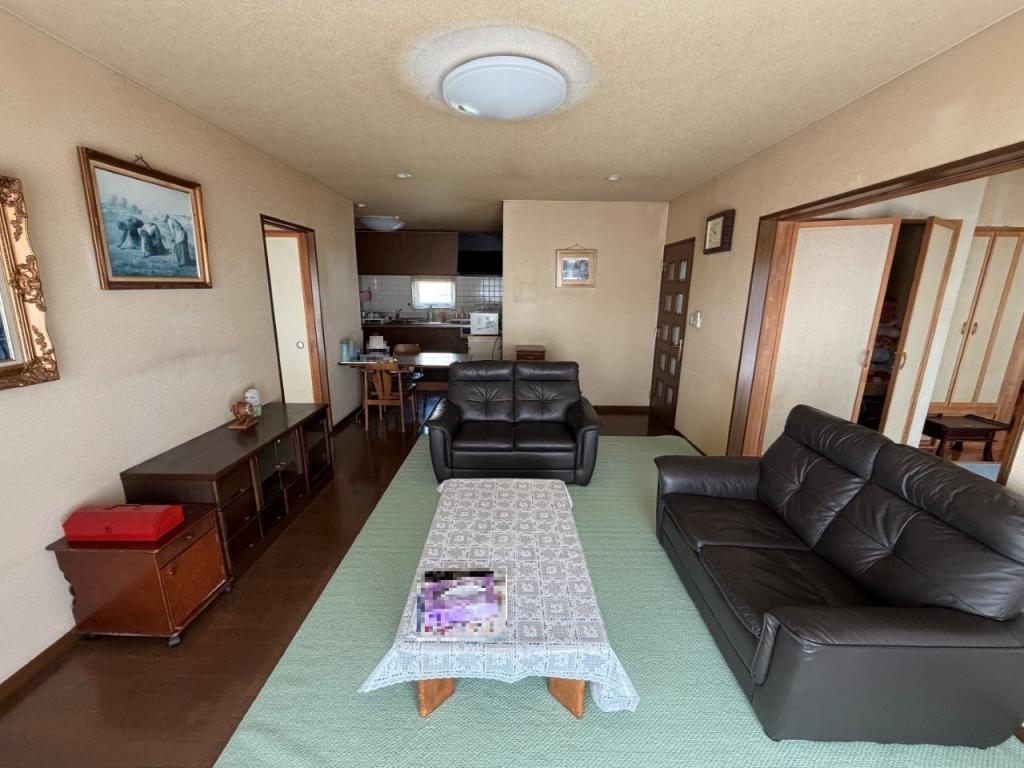 中古戸建　緑町３丁目3番2号 内観