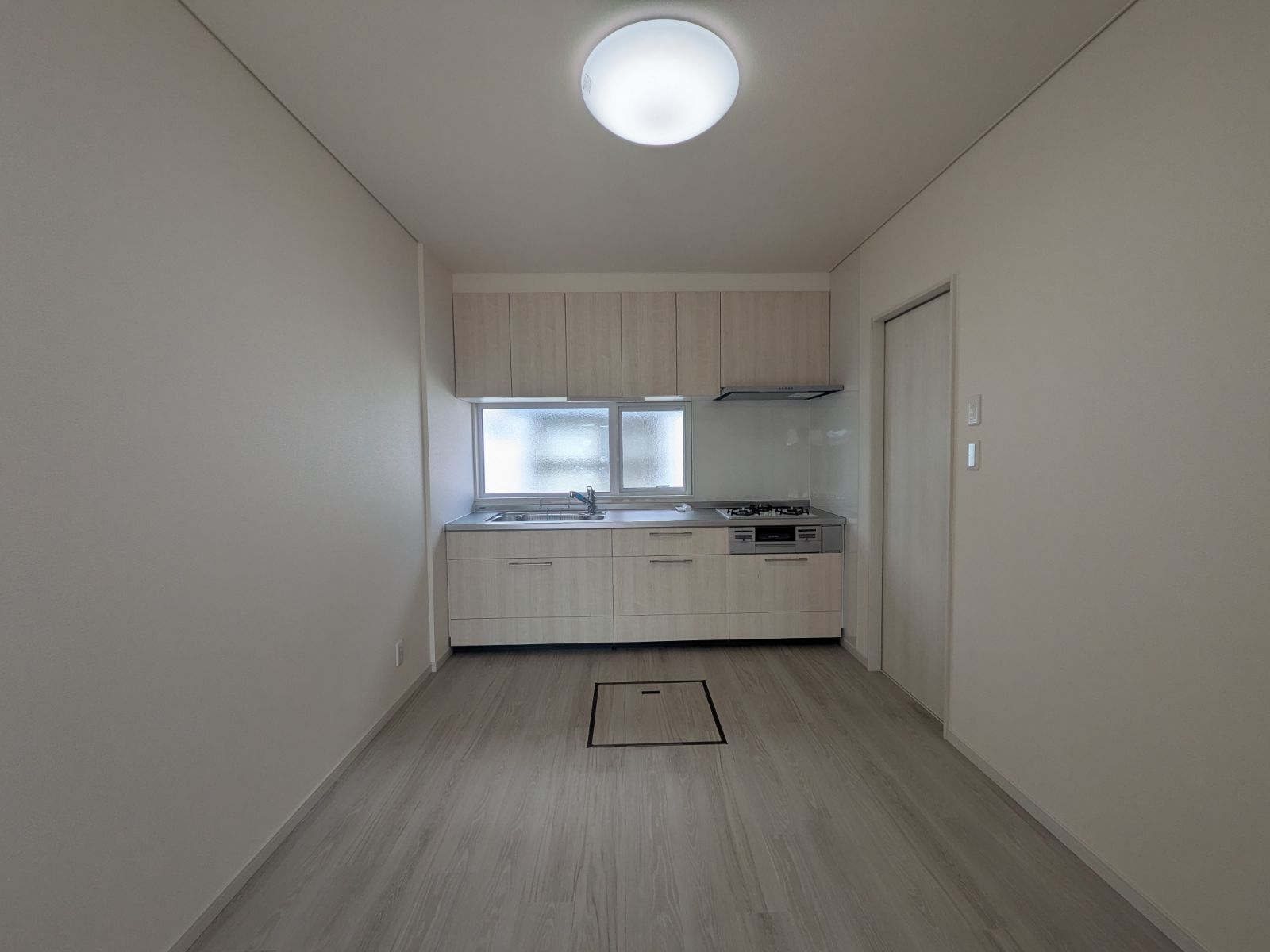 小泉３８９番　戸建て 内観