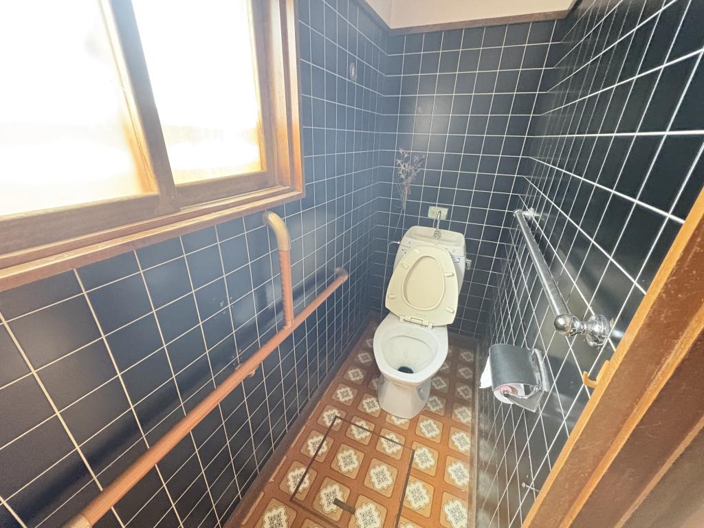 柏陽町５５７番　戸建て 内観