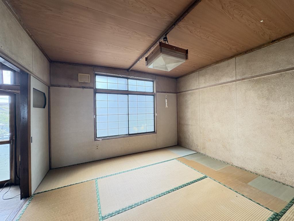 柏陽町５５７番　戸建て 内観