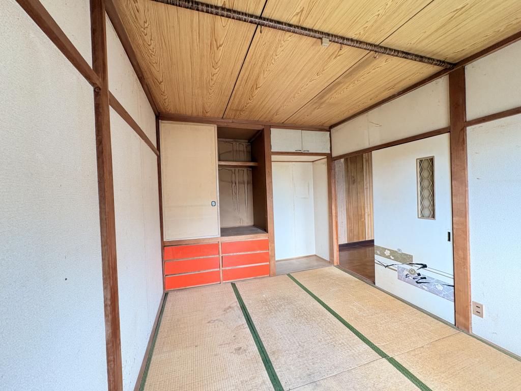 川東３４０番　戸建て 内観