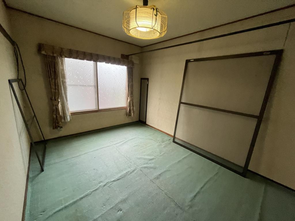 桜町３丁目２番　戸建て 内観