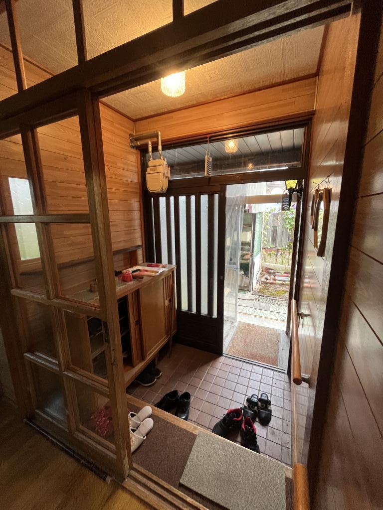 桜町３丁目２番　戸建て 内観