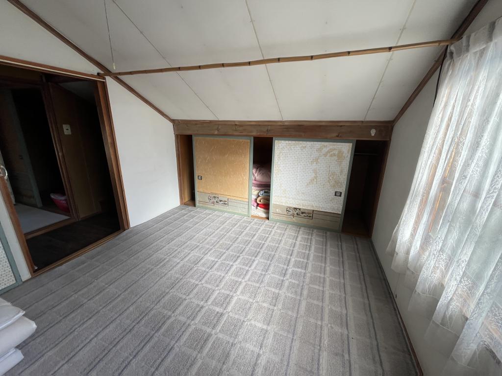 東三輪１丁目７８番　戸建て 内観