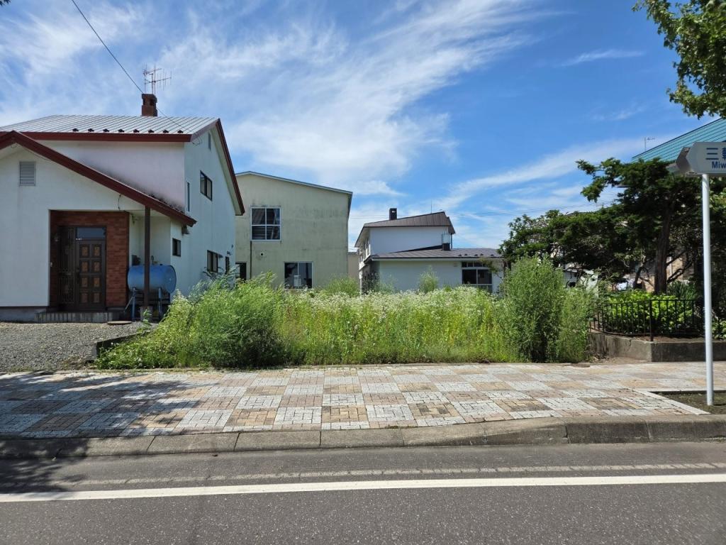 売土地　中央三輪９丁目8番4