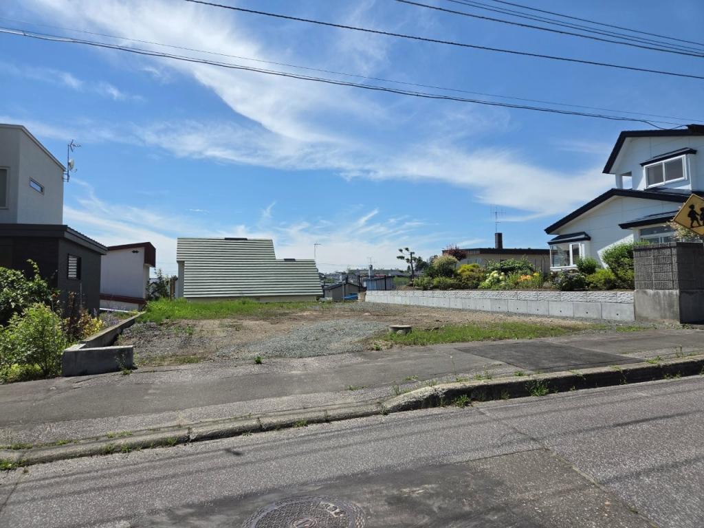 売土地　美山町南７丁目4番110 内観