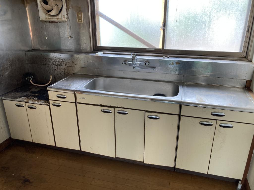 中ノ島町３丁目６番　戸建て 内観
