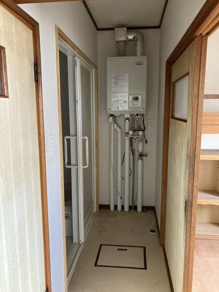 中ノ島町３丁目６番　戸建て 内観