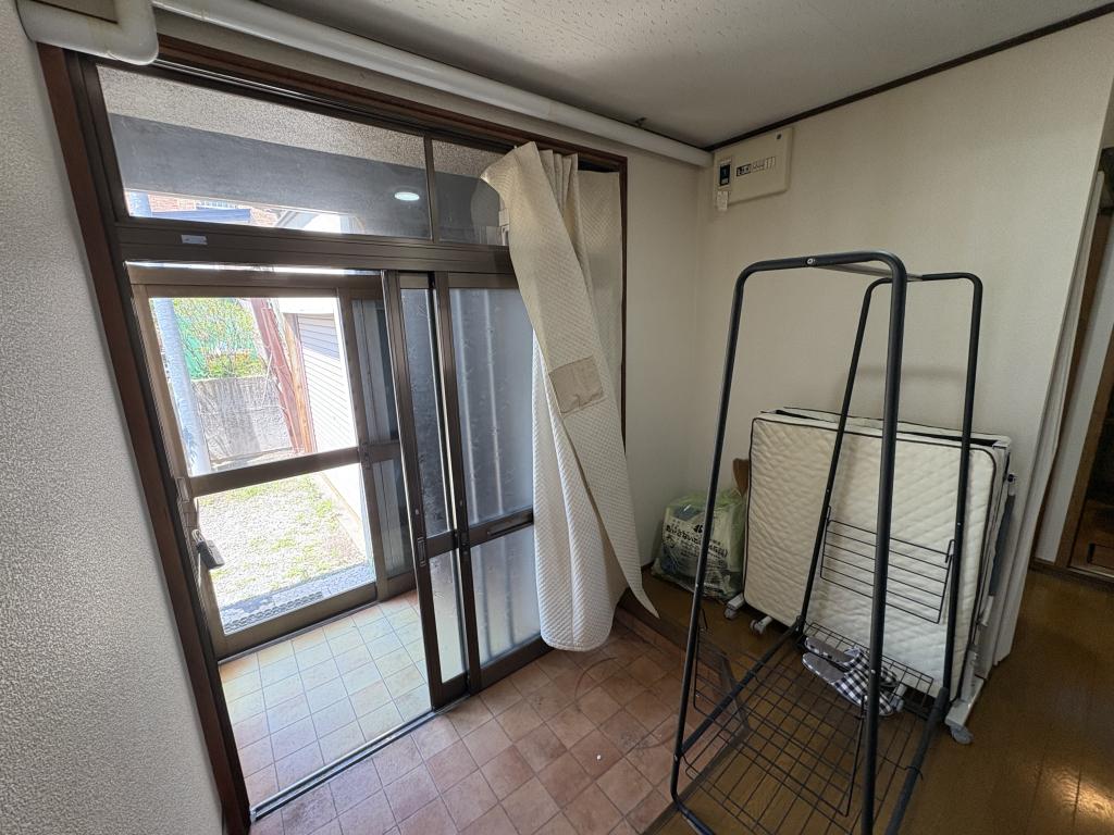 中央三輪２丁目３９９番　戸建て 内観