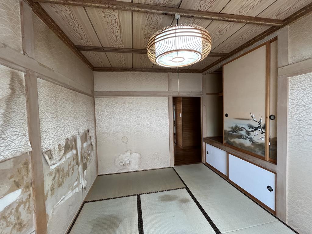 緑ヶ丘６丁目３０番　戸建て 内観