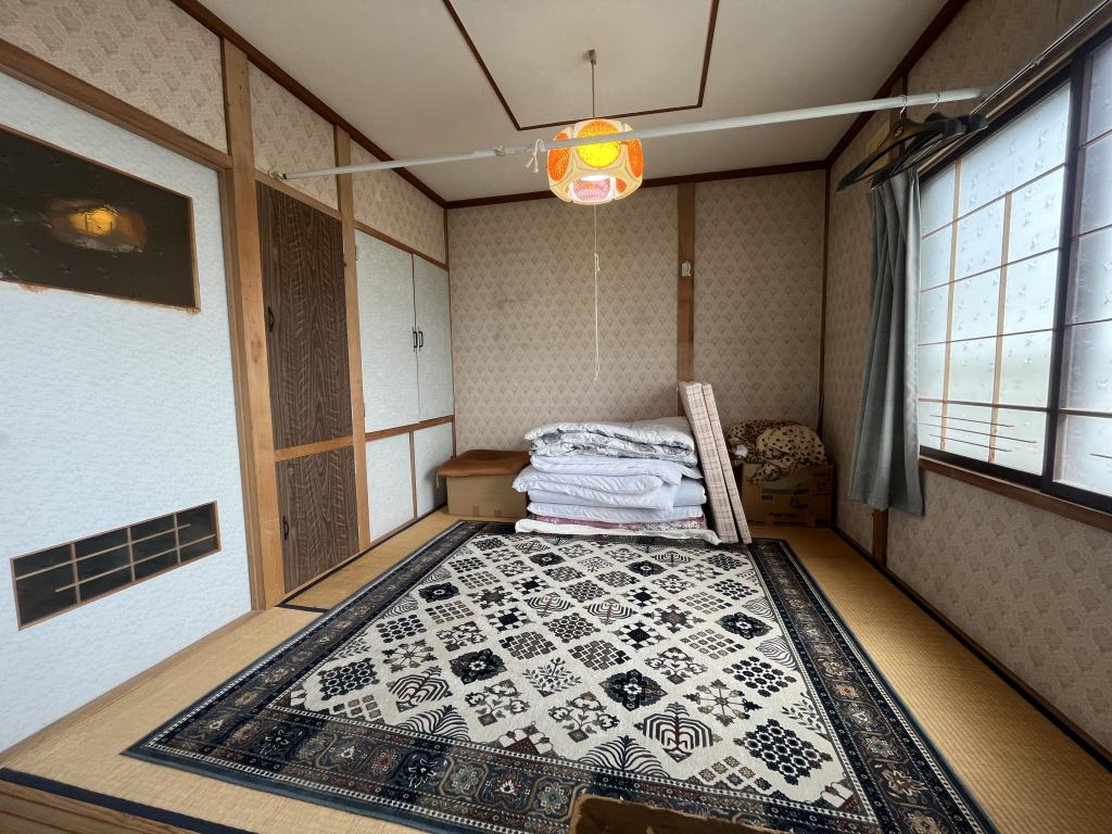 留辺蘂町旭中央２９番　戸建て 内観